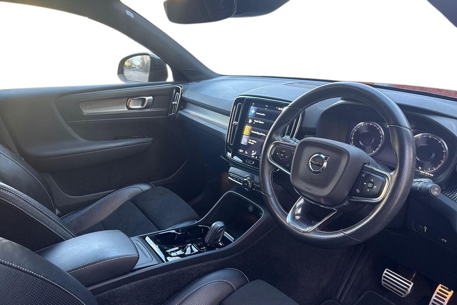 Used Volvo XC40 2021 for sale - 77813386: Photo 15