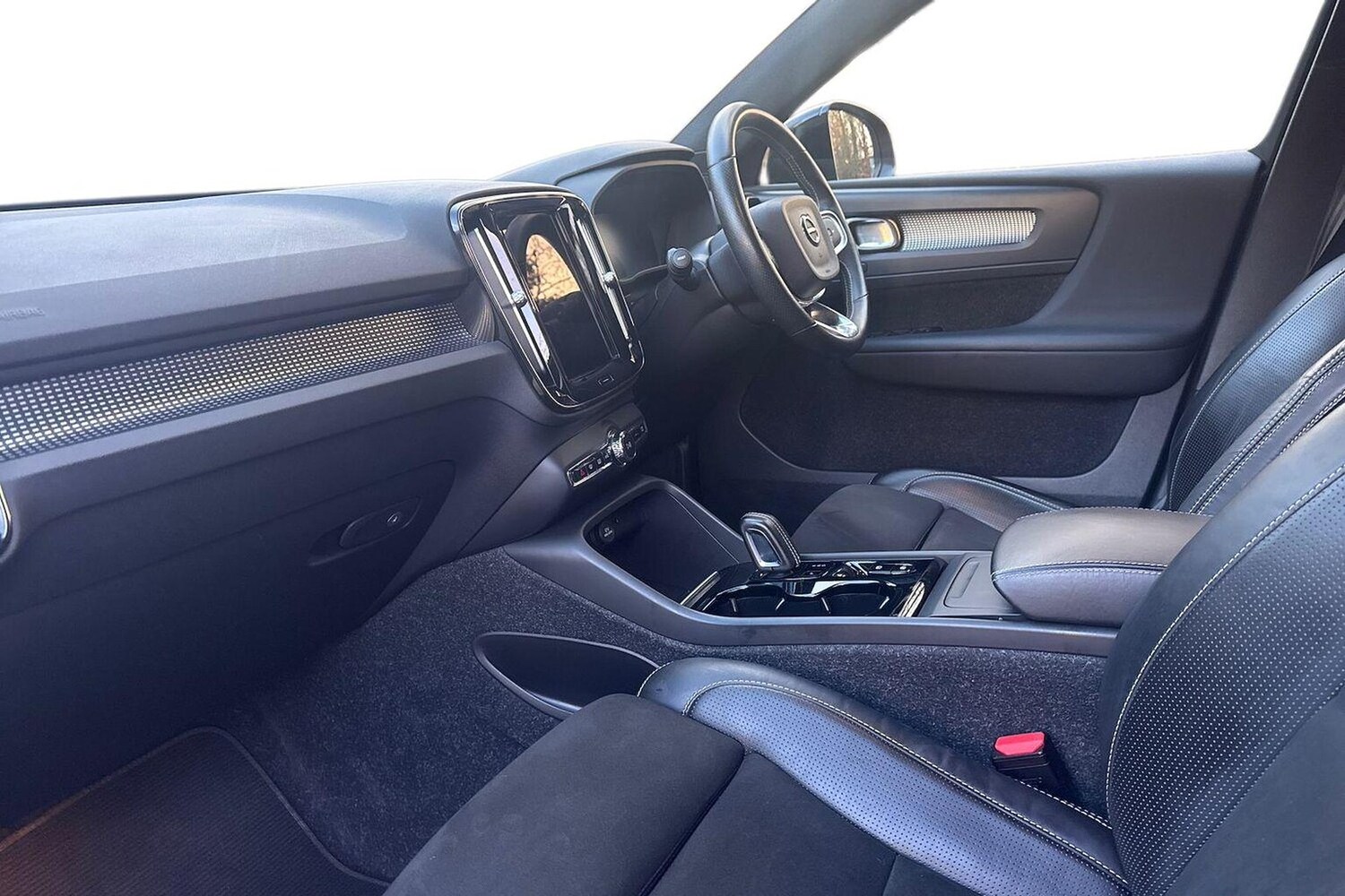 Used Volvo XC40 2021 for sale - 77813386: Photo 7