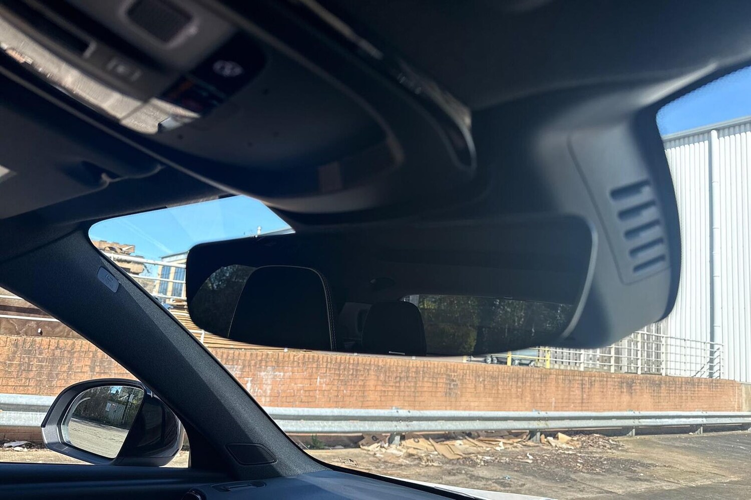 Used Volvo XC40 2023 for sale - 78192799: Photo 16