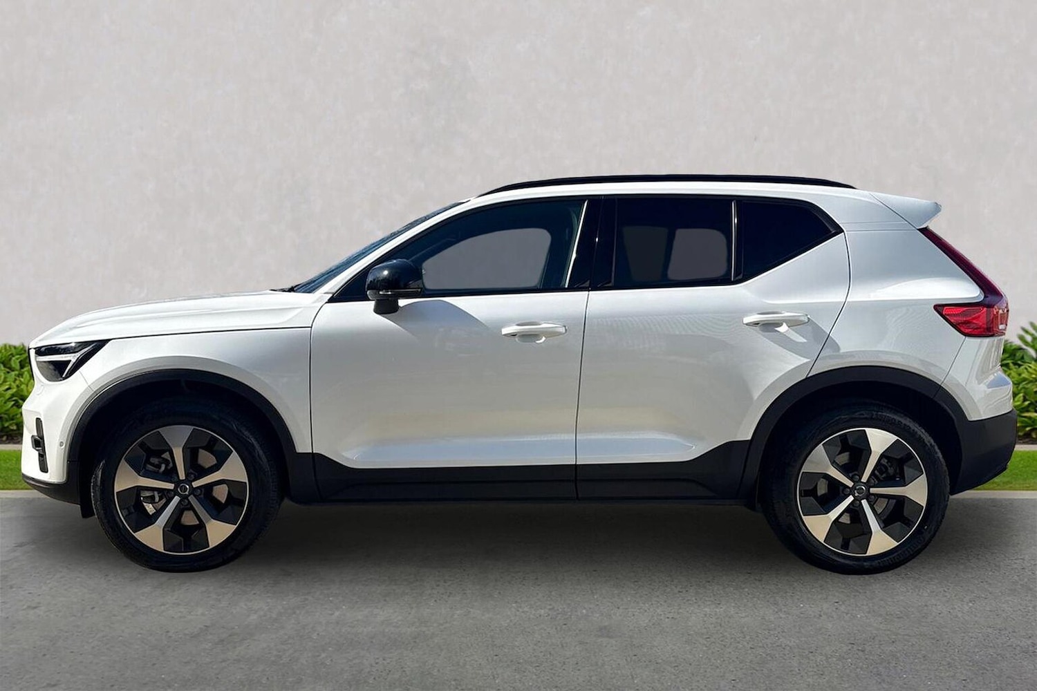 Used Volvo XC40 2023 for sale - 78192799: Photo 21