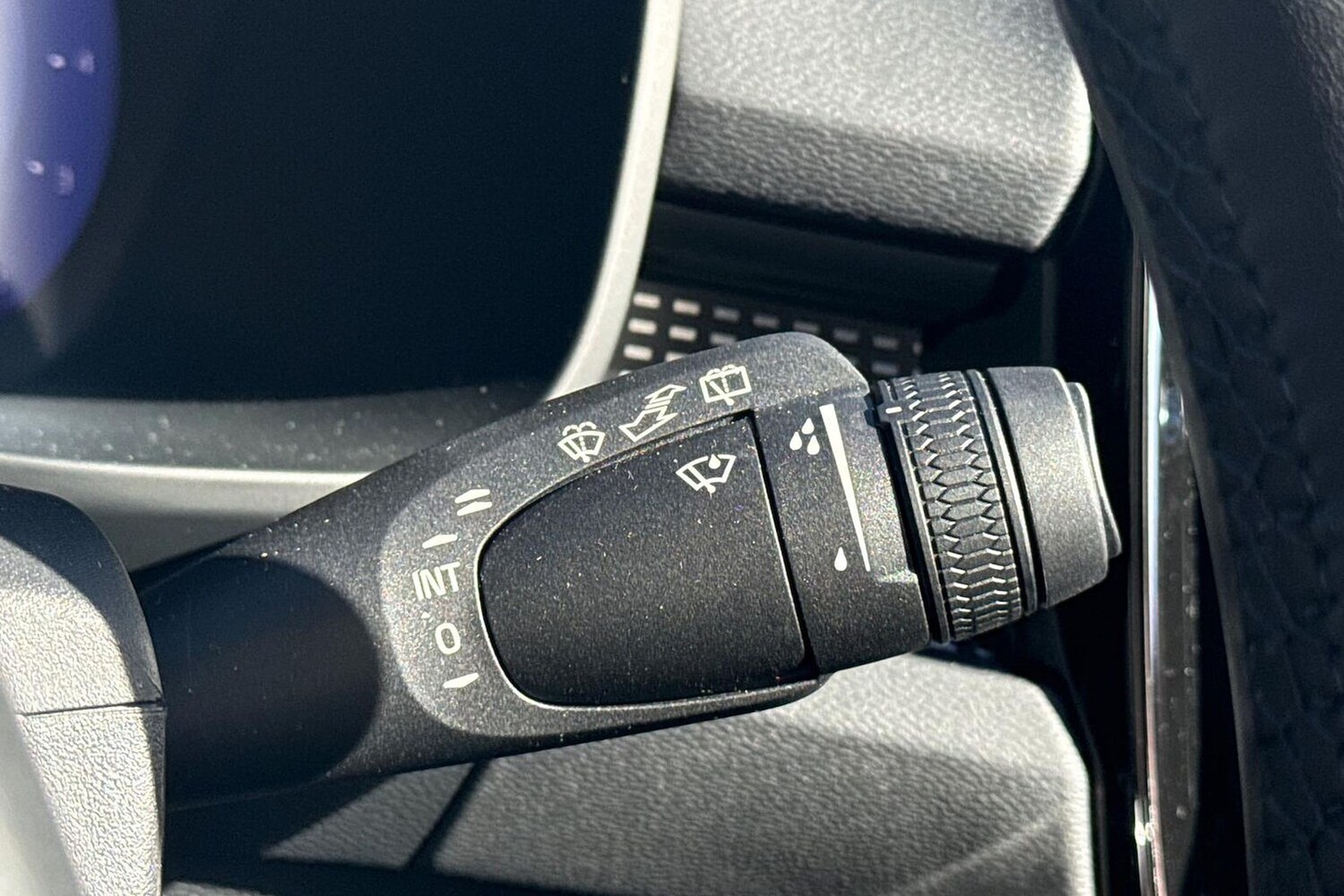 Used Volvo XC40 2023 for sale - 78192799: Photo 29