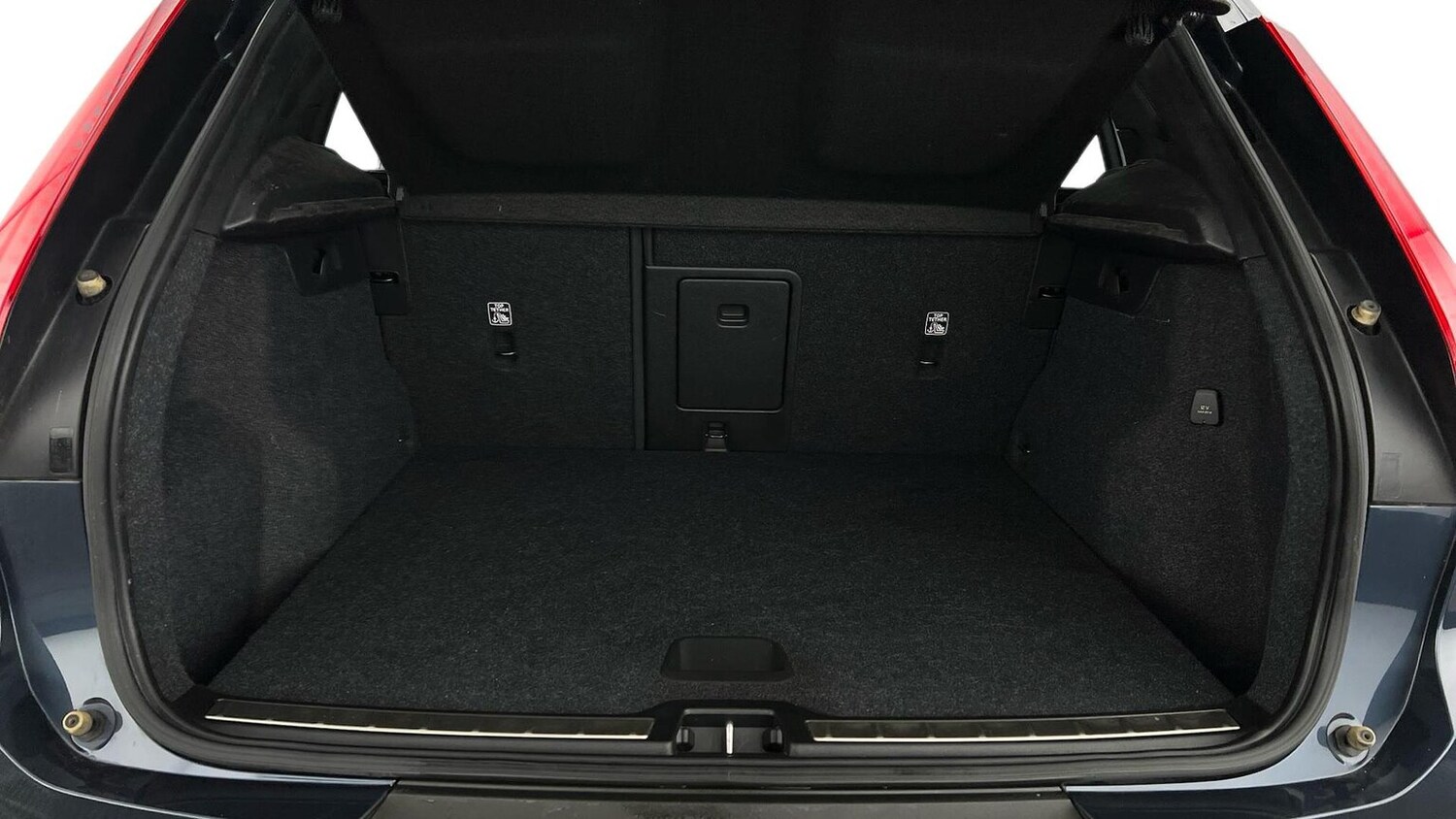 Used Volvo XC40 2021 for sale - 76005821: Photo 4