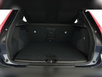 Used Volvo XC40 2021 for sale - 76005821: Photo 4