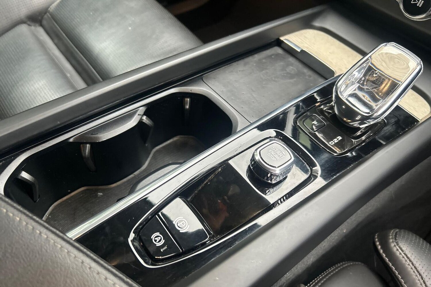 Used Volvo XC60 2022 for sale - 76757428: Photo 13