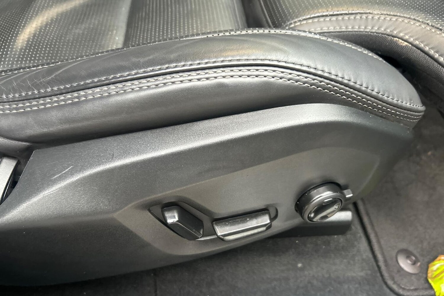 Used Volvo XC60 2022 for sale - 76757428: Photo 30