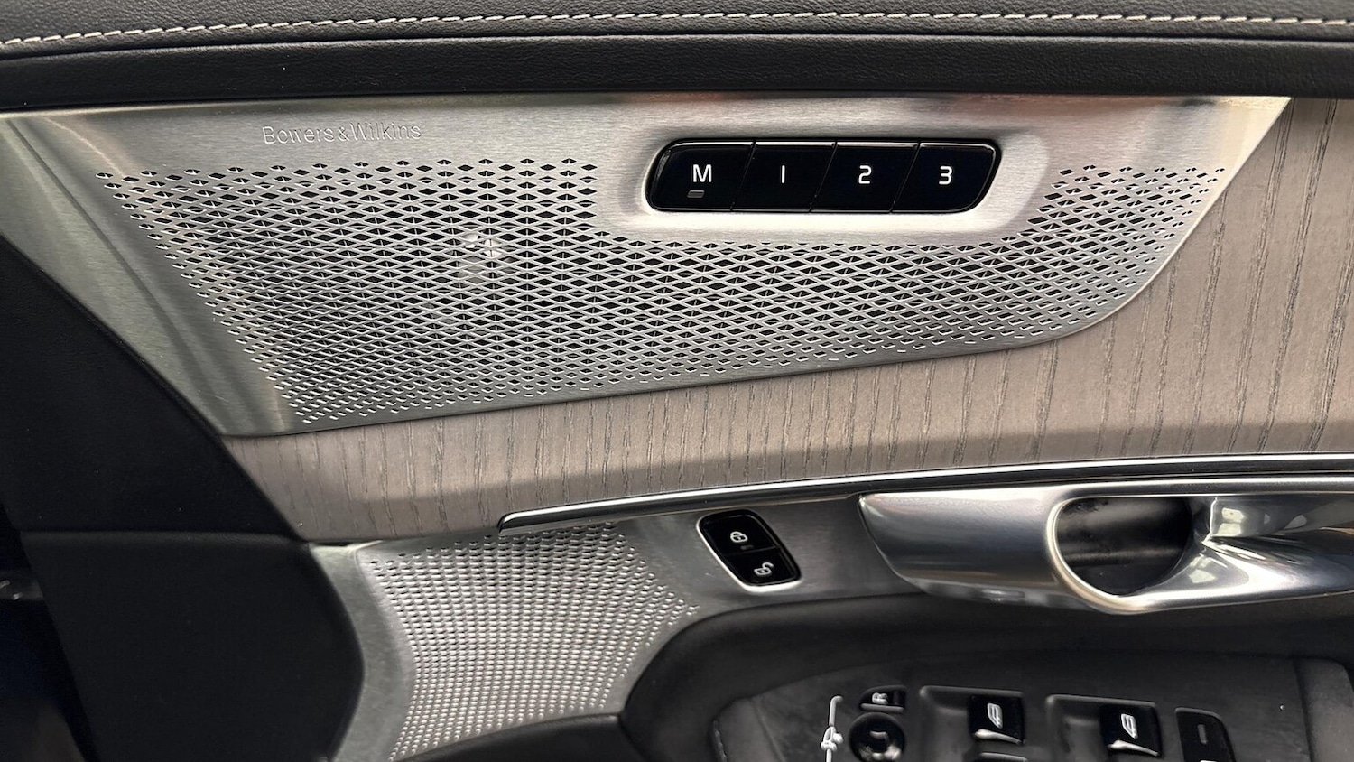 Used Volvo XC90 2025 for sale - 78192757: Photo 25