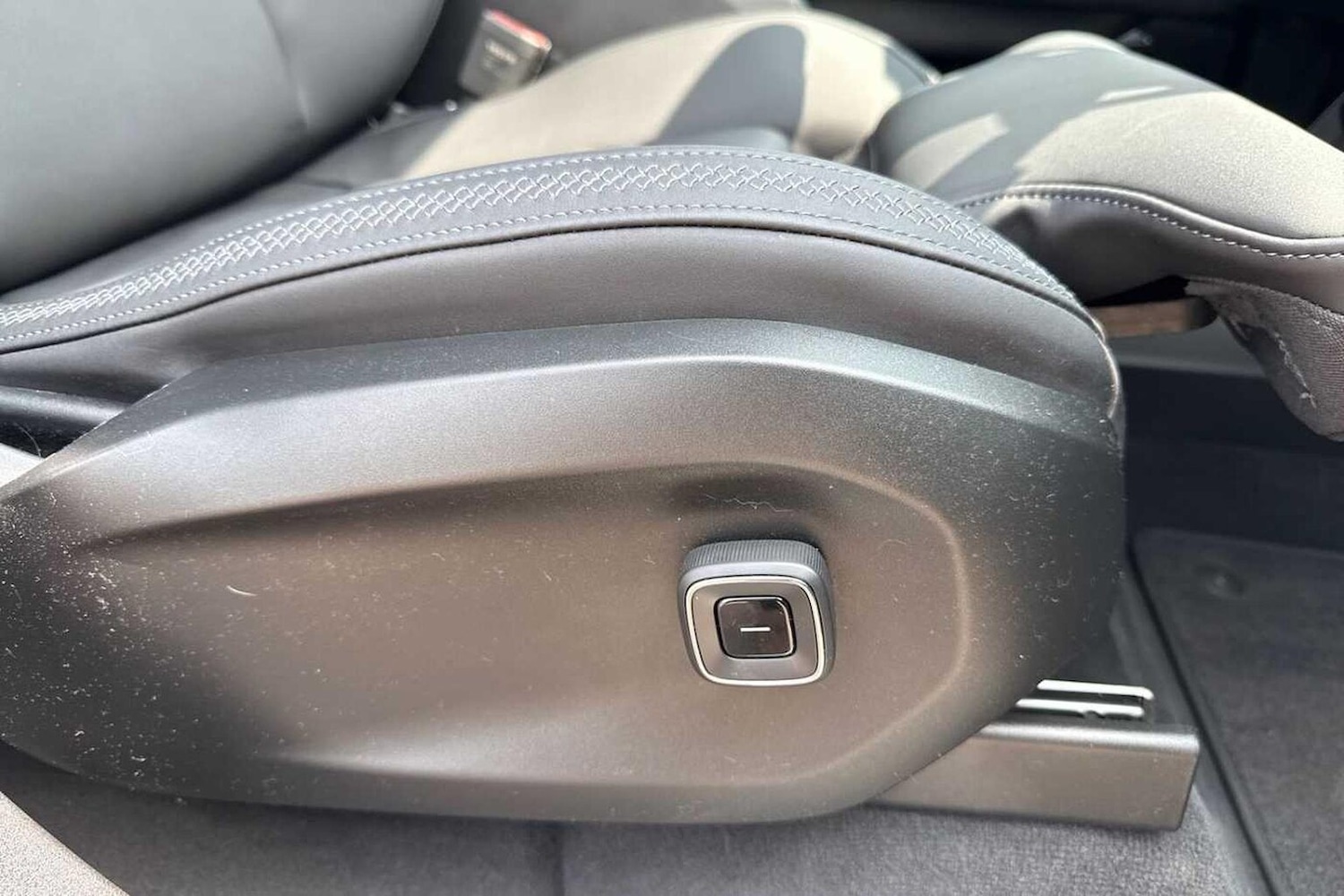 Used Volvo EX90 2025 for sale - 76455199: Photo 30