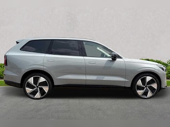 Used Volvo EX90 2025 for sale - 76455199: Photo