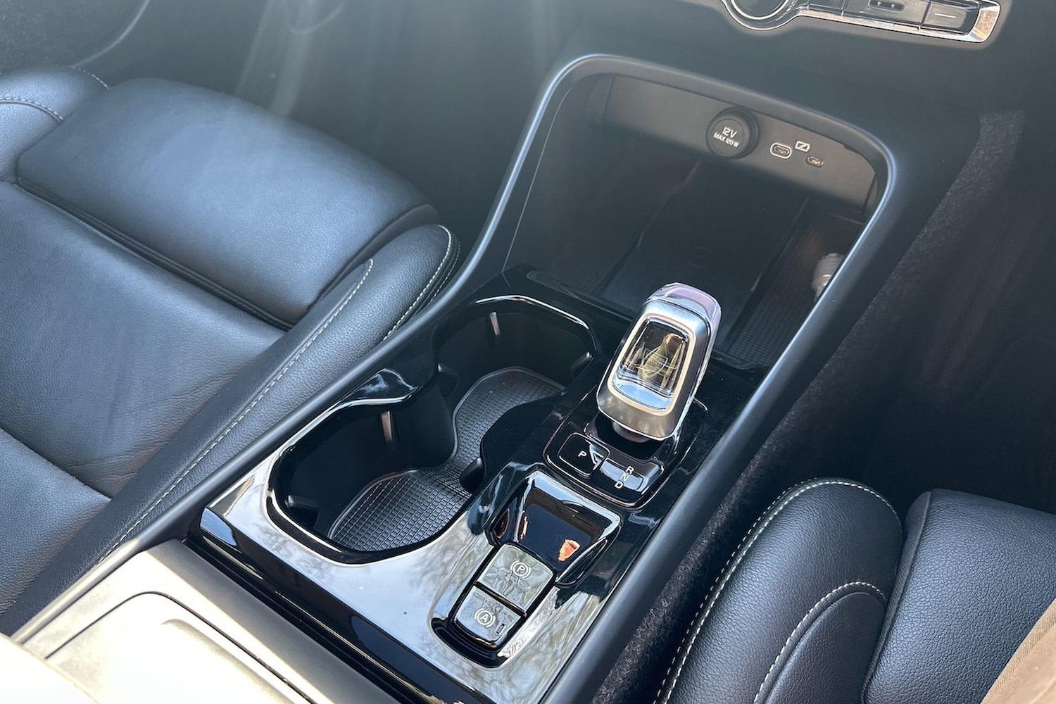 Used Volvo XC40 2025 for sale - 78145912: Photo 15