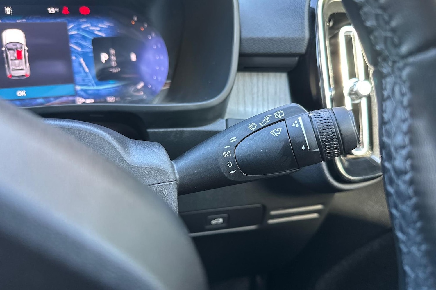 Used Volvo XC40 2025 for sale - 78145912: Photo 30