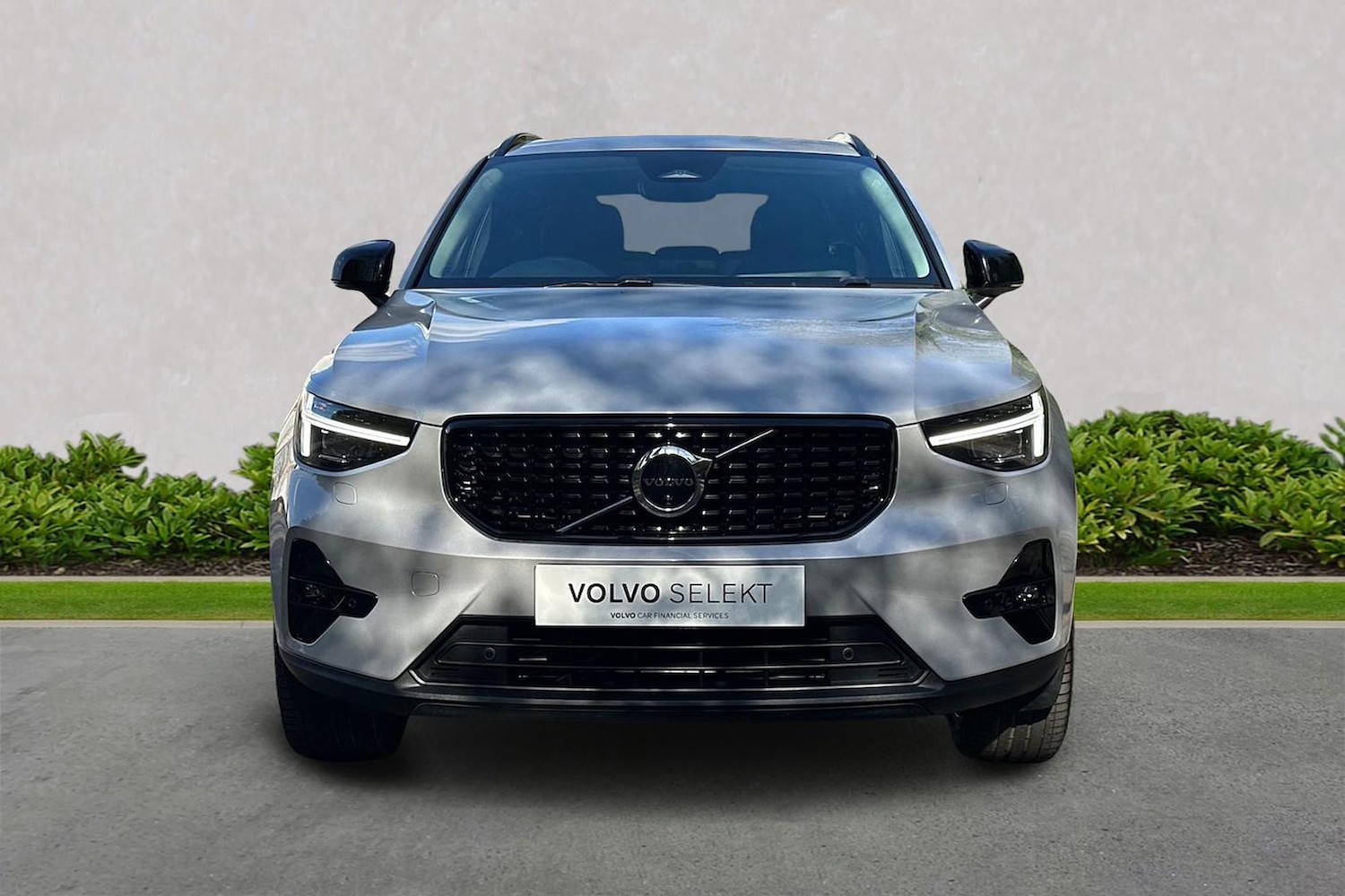Used Volvo XC40 2025 for sale - 78145912: Photo 7