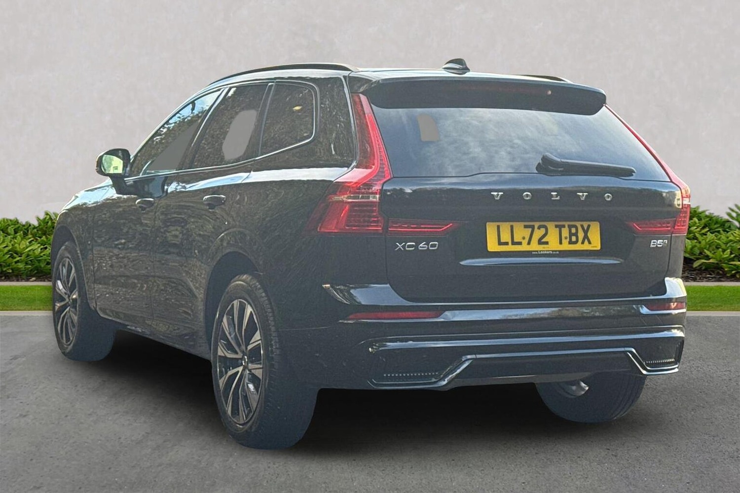 Used Volvo XC60 2022 for sale - 76559836: Photo 2