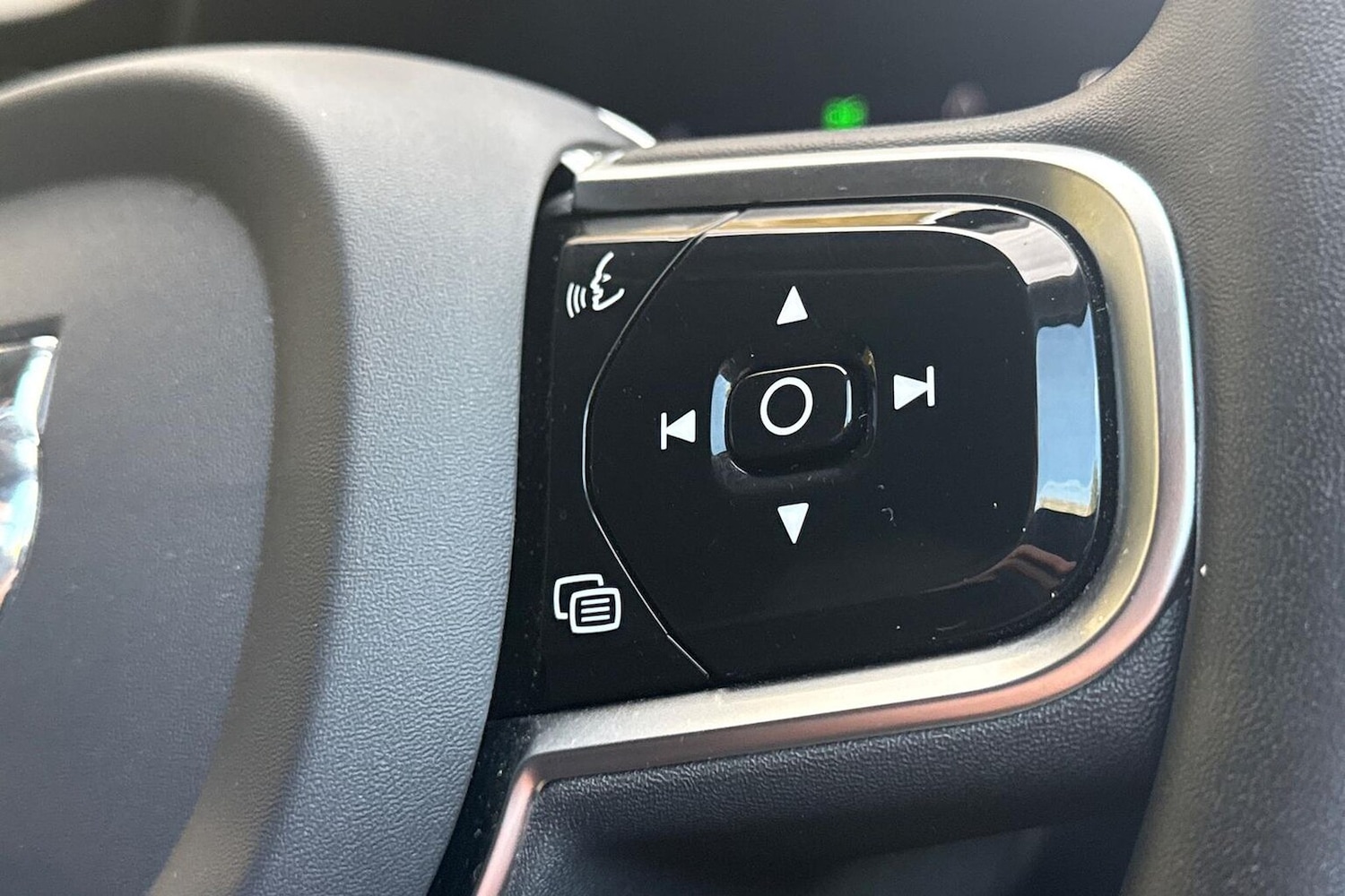 Used Volvo XC60 2022 for sale - 76559836: Photo 27