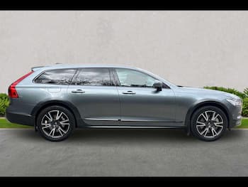 Used Volvo V90 2019 for sale - 79571430: Photo