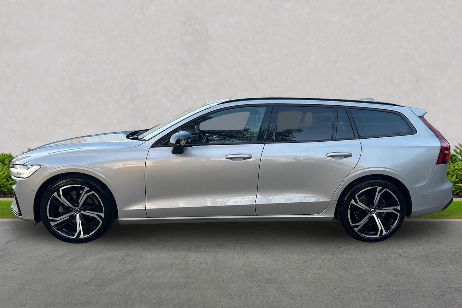 Used Volvo V60 2022 for sale - 78011616: Photo 19