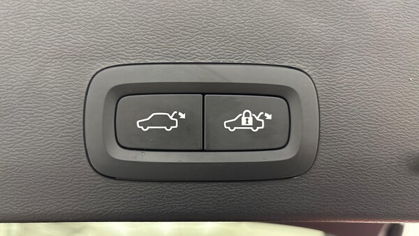 Used Volvo XC40 2021 for sale - 76287292: Photo 22