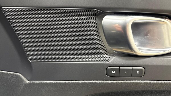 Used Volvo XC40 2021 for sale - 76287292: Photo 27
