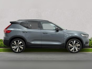 Used Volvo XC40 2021 for sale - 76287292: Photo