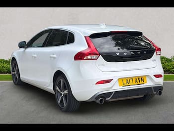Used Volvo V40 2017 for sale - 79859159: Photo