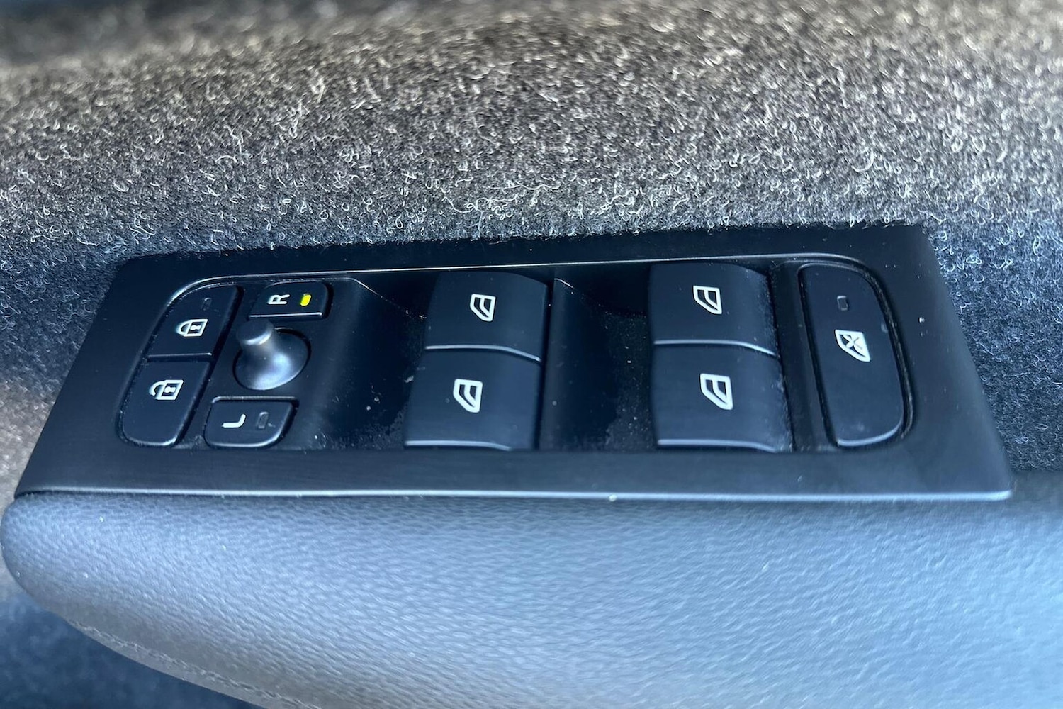 Used Volvo XC40 2020 for sale - 76127251: Photo 21