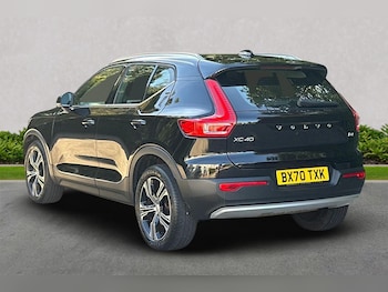 Used Volvo XC40 2020 for sale - 76127251: Photo 2