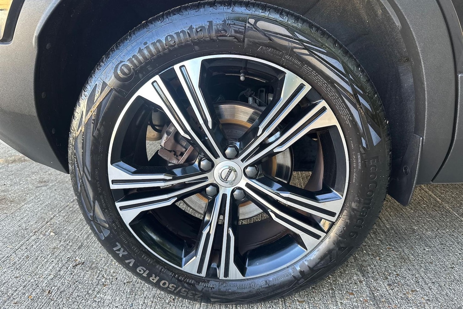 Used Volvo XC40 2020 for sale - 76127251: Photo 6