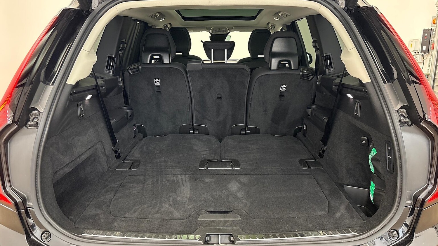 Used Volvo XC90 2025 for sale - 76413923: Photo 10