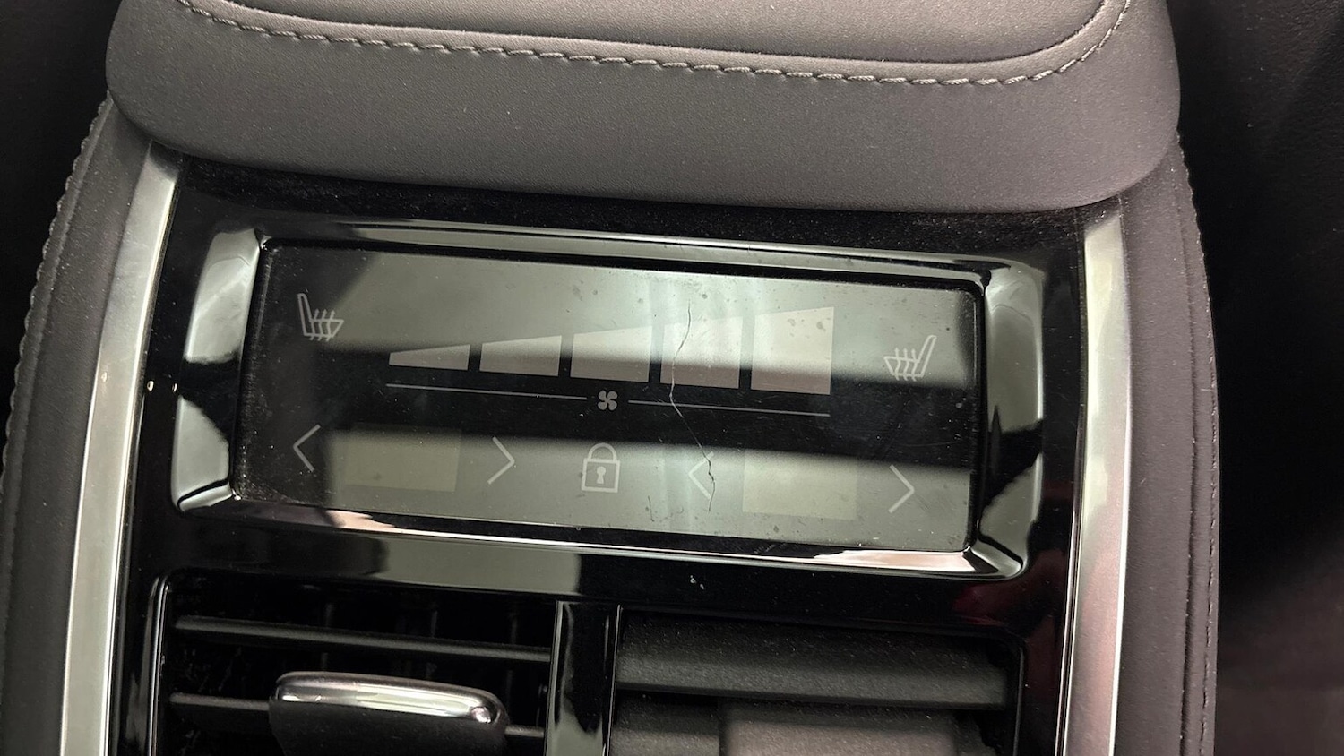 Used Volvo XC90 2025 for sale - 76413923: Photo 12