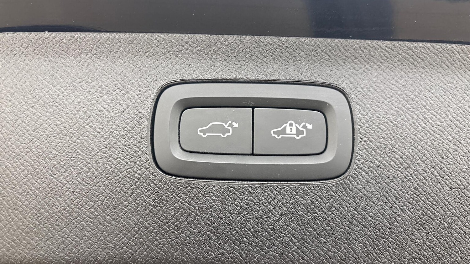 Used Volvo XC90 2025 for sale - 76413923: Photo 14