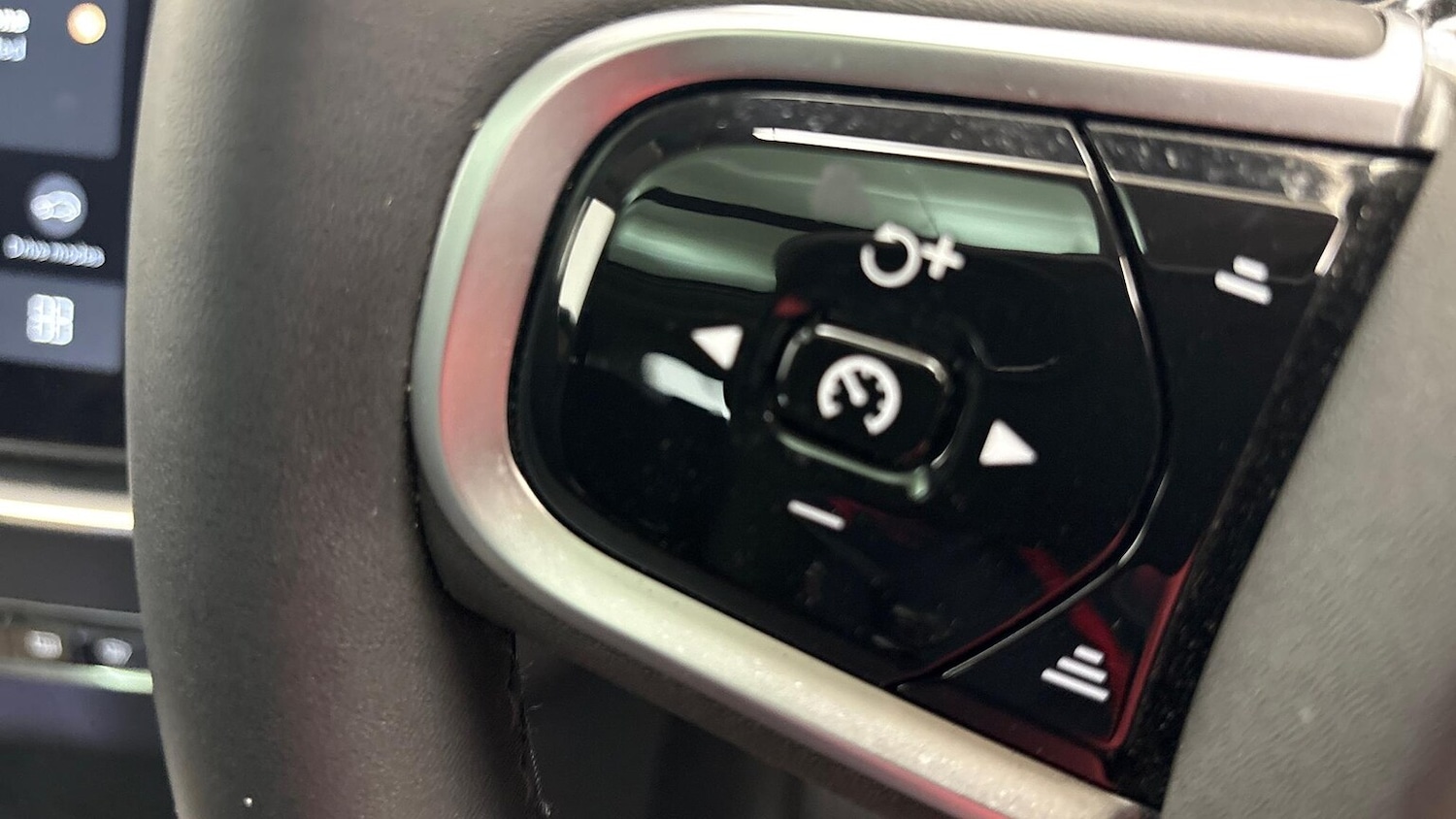 Used Volvo XC90 2025 for sale - 76413923: Photo 26