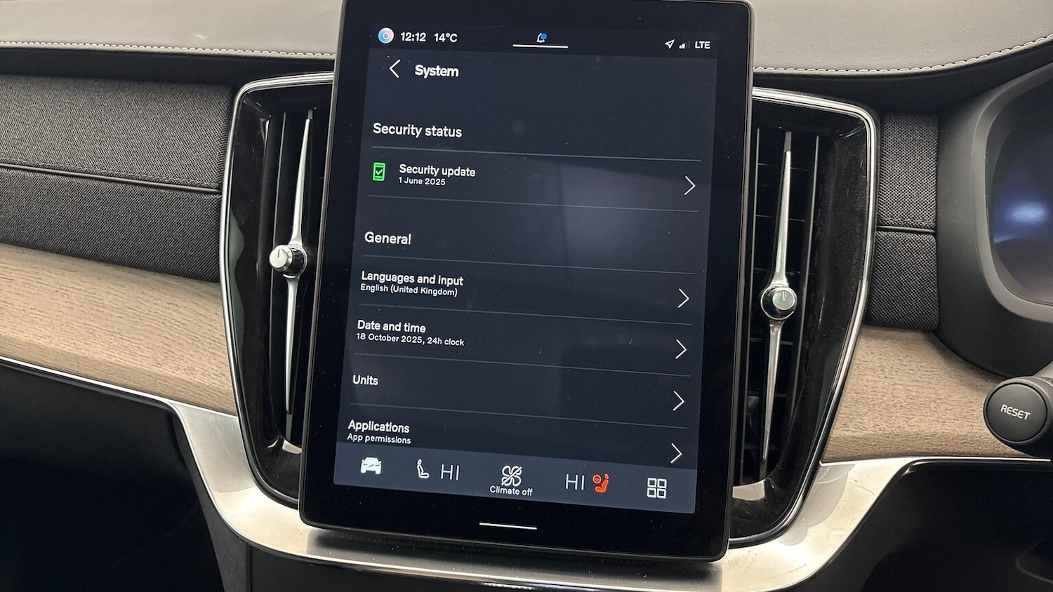 Used Volvo XC90 2025 for sale - 76413923: Photo 30