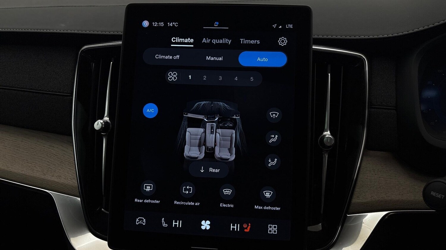 Used Volvo XC90 2025 for sale - 76413923: Photo 33