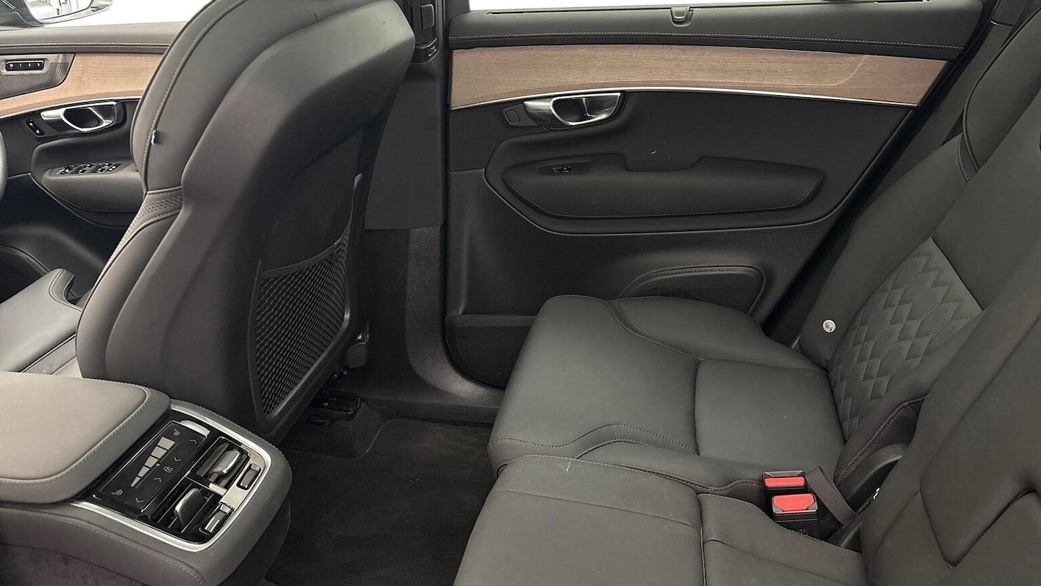 Used Volvo XC90 2025 for sale - 76413923: Photo 9