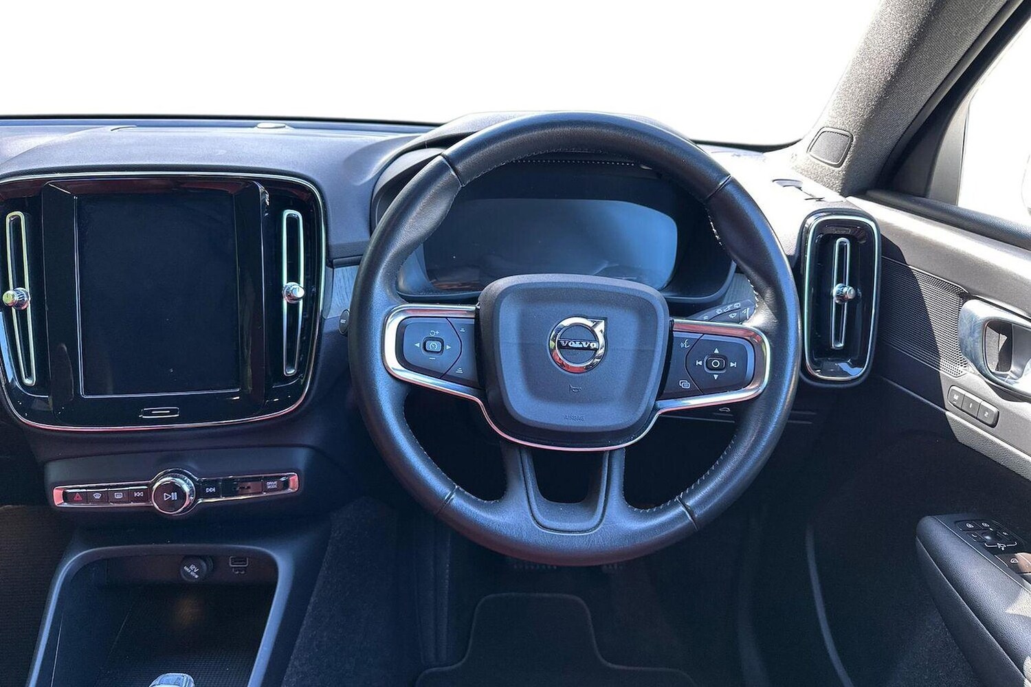 Used Volvo XC40 2018 for sale - 78192814: Photo 11