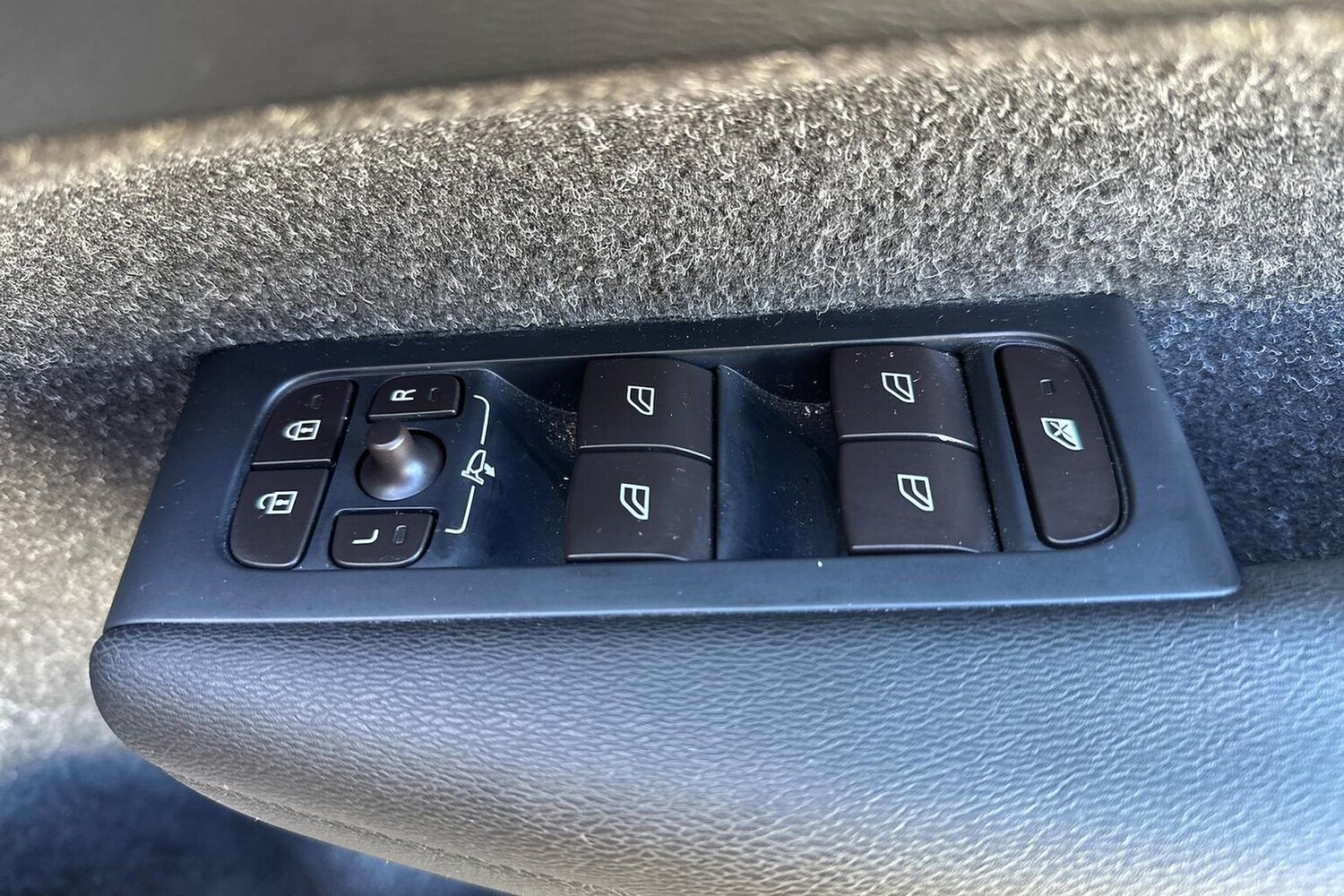 Used Volvo XC40 2018 for sale - 78192814: Photo 23