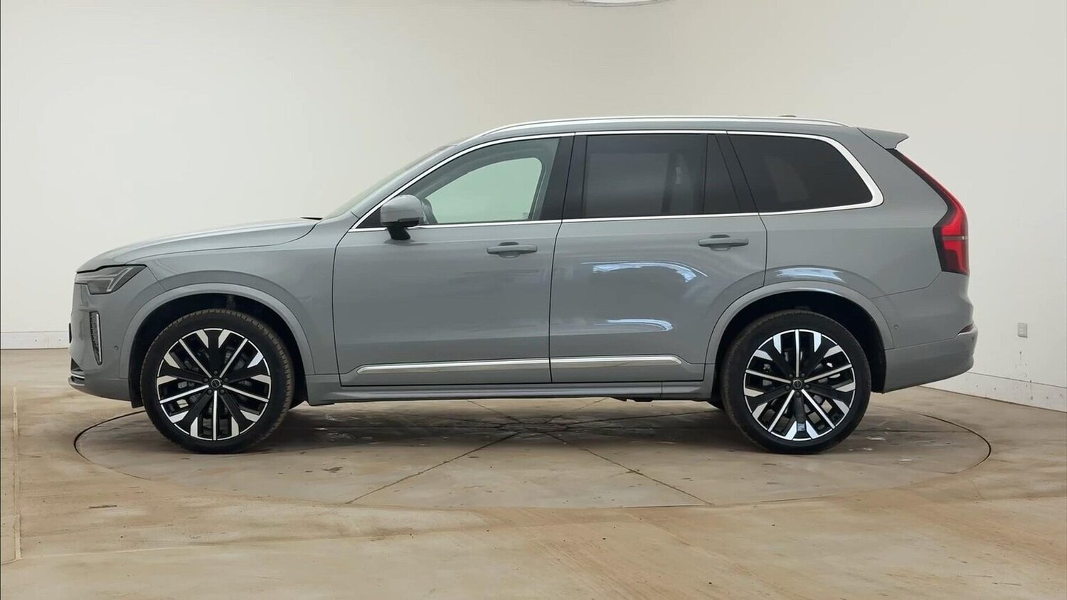 Used Volvo XC90 2025 for sale - 78192775: Photo 14