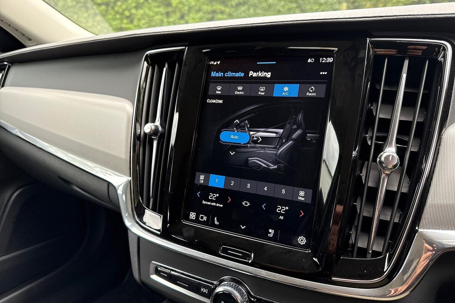 Used Volvo V90 2025 for sale - 77487358: Photo 12