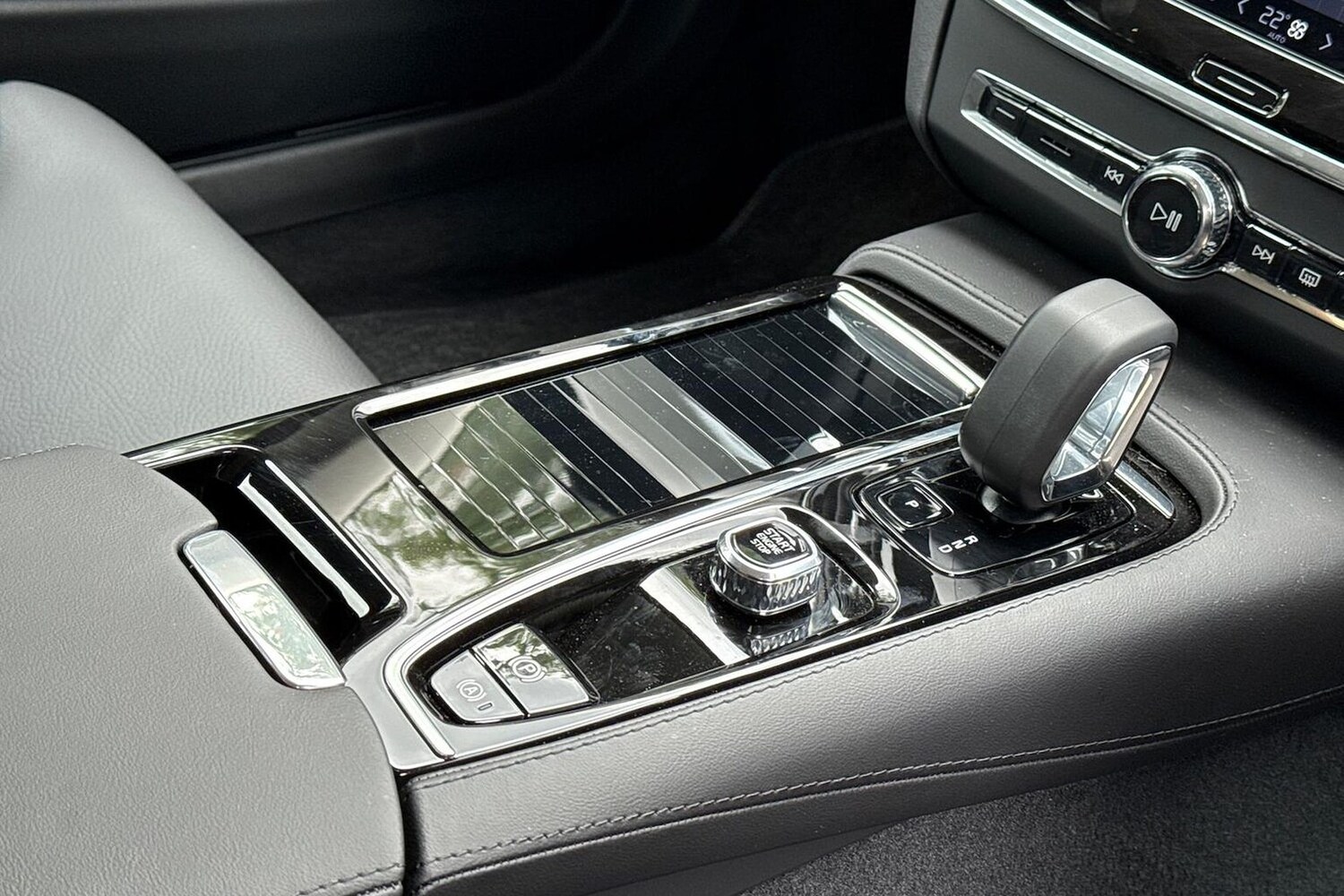 Used Volvo V90 2025 for sale - 77487358: Photo 13