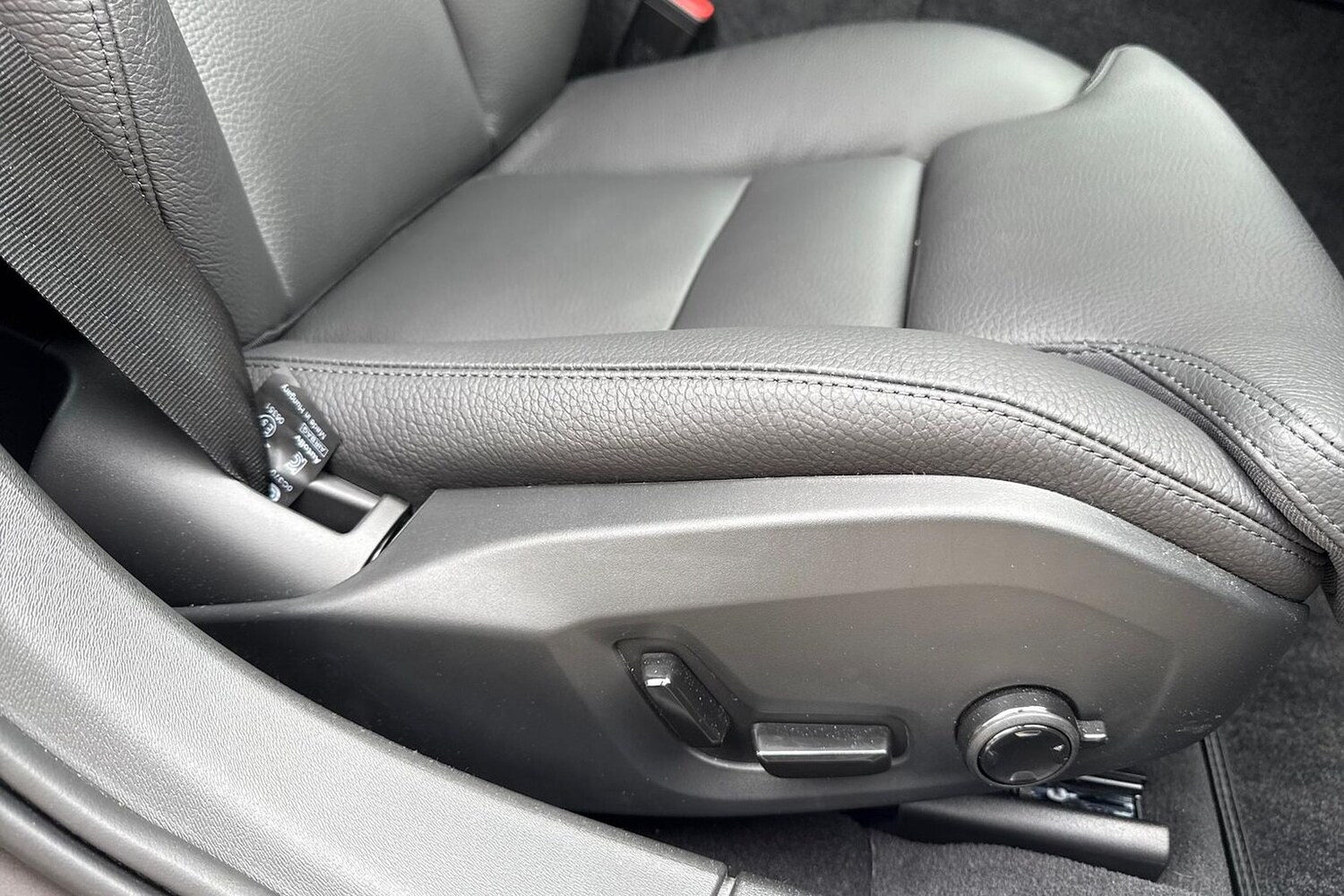 Used Volvo V90 2025 for sale - 77487358: Photo 25