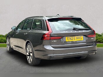 Used Volvo V90 2025 for sale - 77487358: Photo