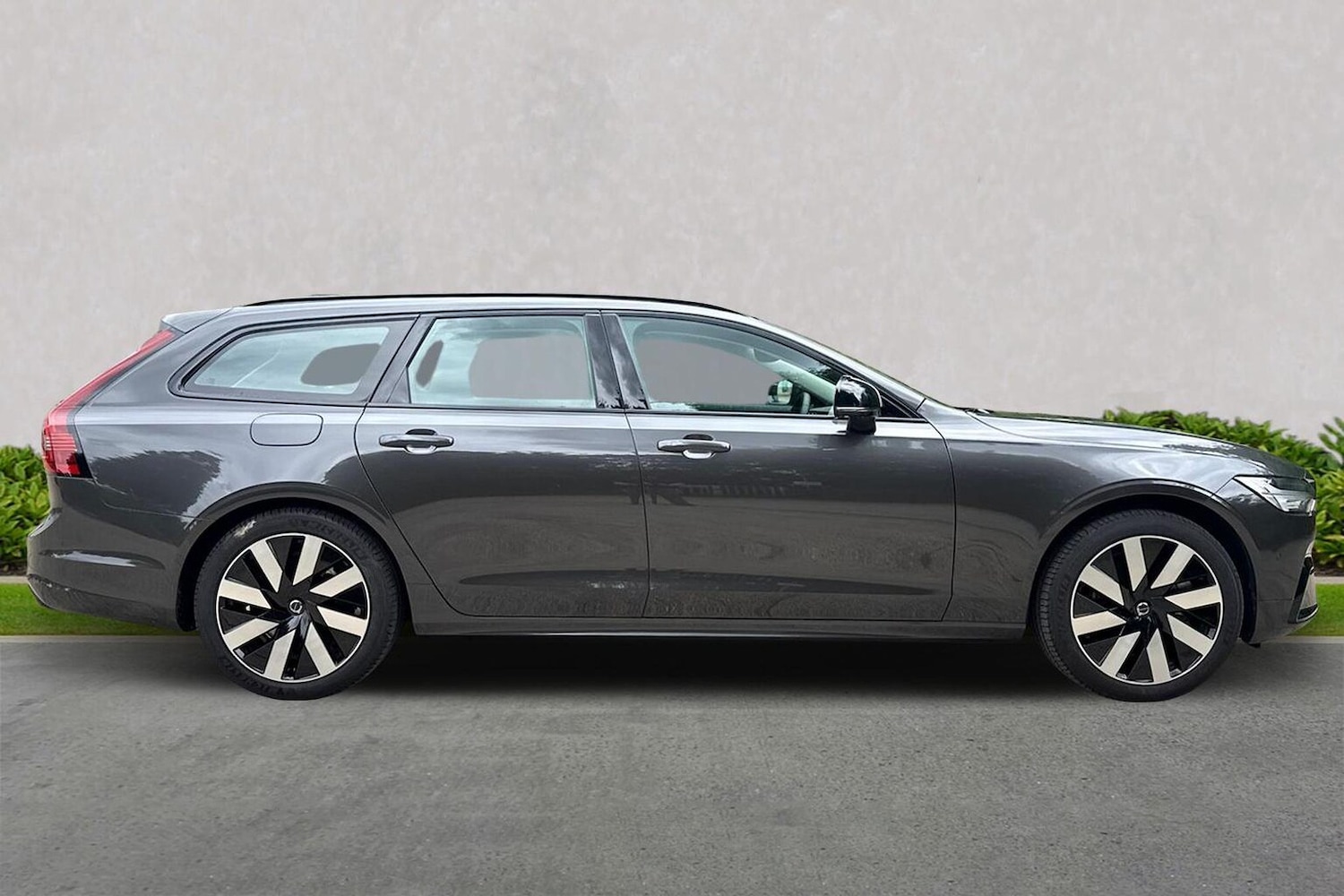 Used Volvo V90 2025 for sale - 77487358: Photo 3