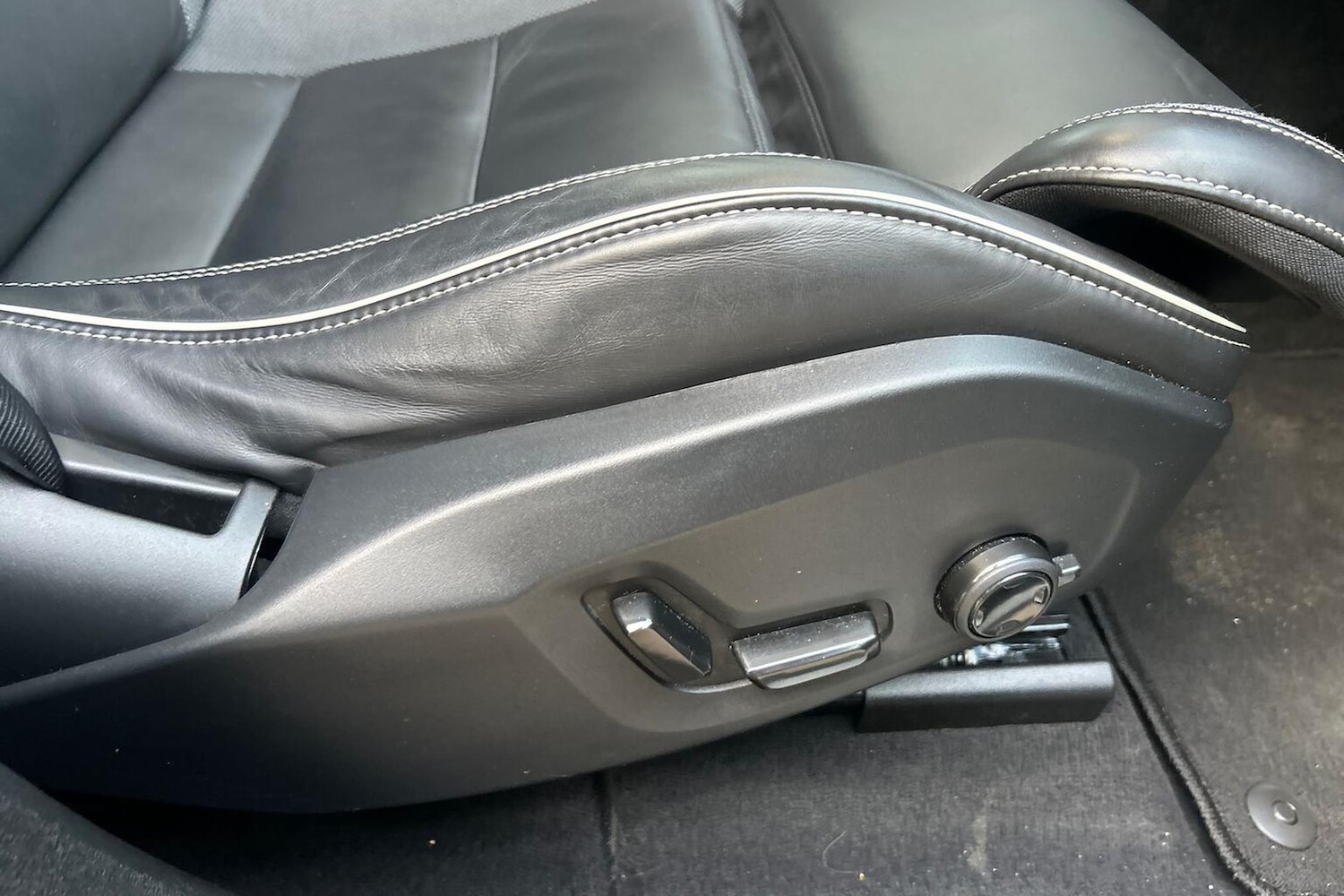 Used Volvo XC60 2024 for sale - 78131796: Photo 32