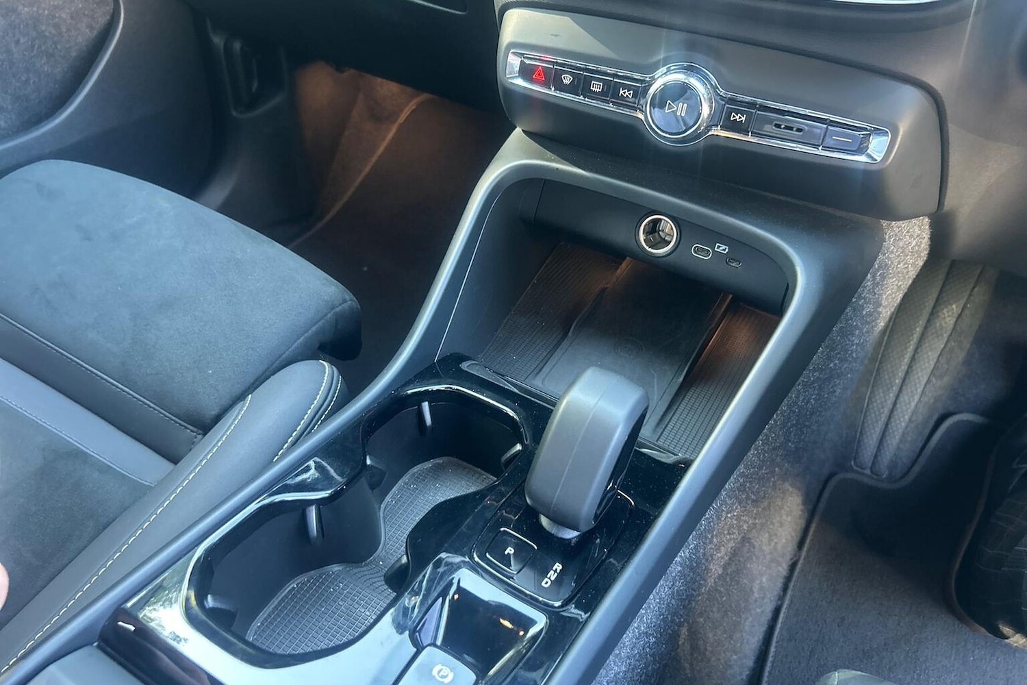 Used Volvo XC40 2025 for sale - 76770077: Photo 13