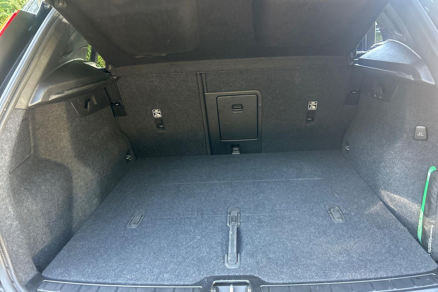 Used Volvo XC40 2025 for sale - 76770077: Photo 17