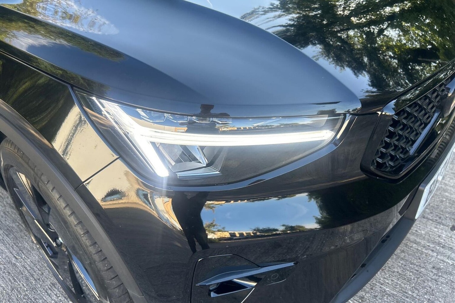 Used Volvo XC40 2025 for sale - 76770077: Photo 32