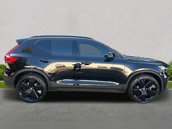 Used Volvo XC40 2025 for sale - 76770077: Photo