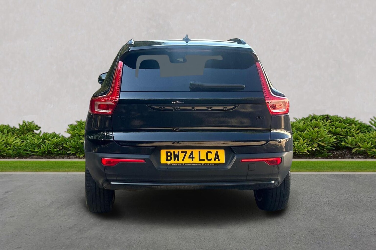 Used Volvo XC40 2025 for sale - 76770077: Photo 4