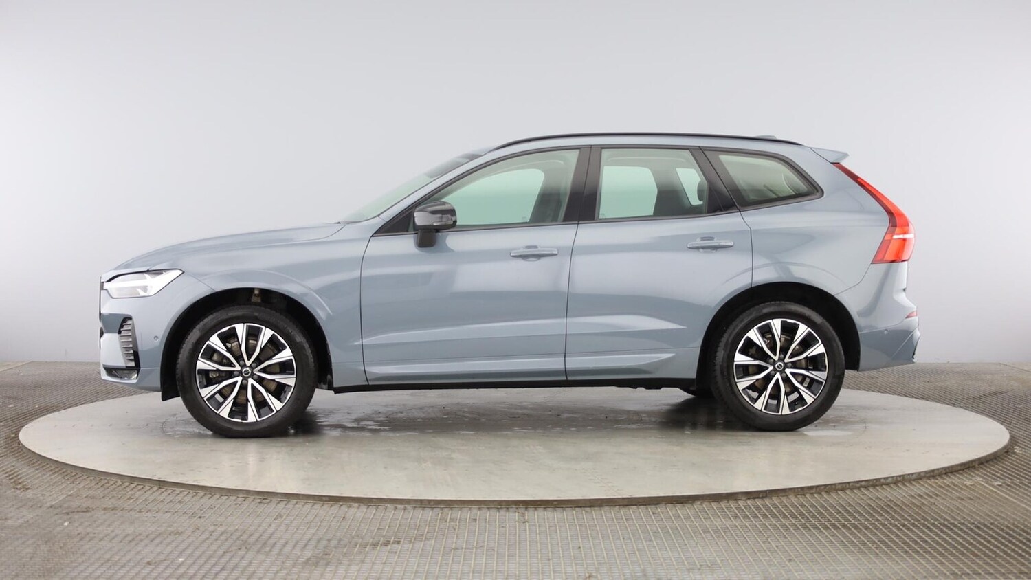 Used Volvo XC60 2023 for sale - 78192865: Photo 15