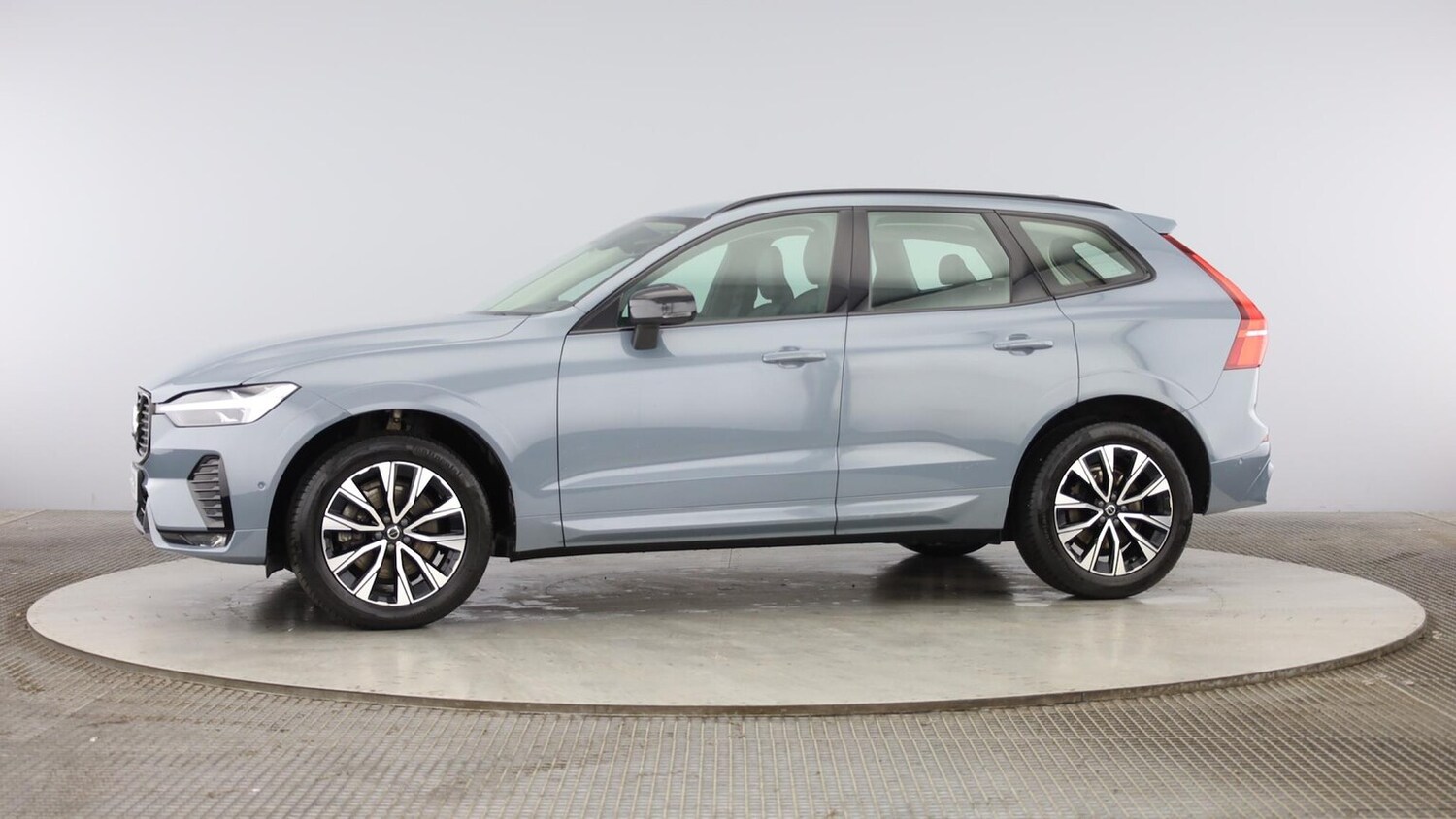 Used Volvo XC60 2023 for sale - 78192865: Photo 16