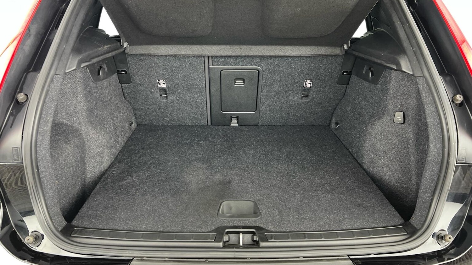 Used Volvo XC40 2022 for sale - 78192886: Photo 11